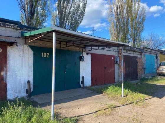 Продається гараж в АГК «Пограничник» в Інгульському районі Миколаєва. Миколаїв