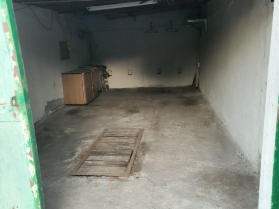 Продам гараж в гаражном кооперативе "Мотор" рядом парк" Зелёний гай" Харьков