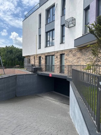 Продаж просторого паркомісця ЖК Інжир вул Брюховицька - фото 1
