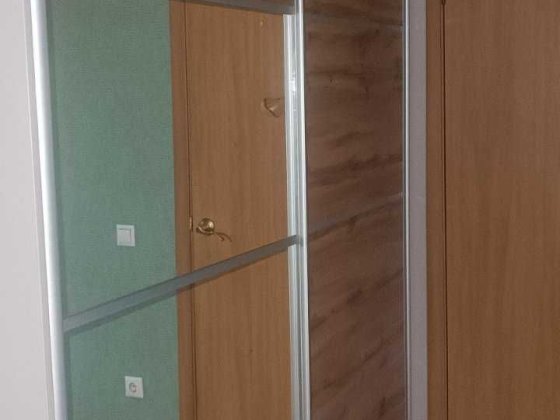 Довгострркова оренда 2 кімнат в приватному будинку с.Зазим'є Зазим'я