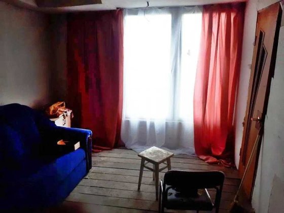 Сдам  Комнату в доме с отдельным входом + кухня + крыльцо БЕЗ ХОЗЯЕВ Погреби