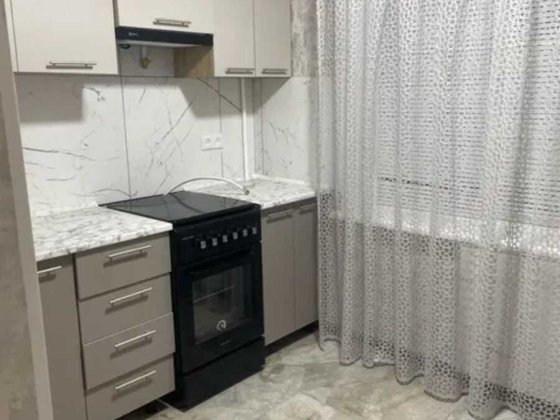 Сдам комнату в 2-комн,квартире по ул,Урицкого м.Вокзальная Киев