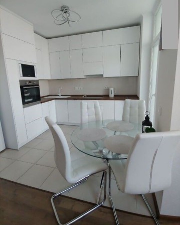 Продаж 1-к квартири Сім'ї Кульженків 6 - фото 1