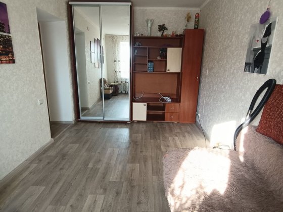 Здам 2-ві кімнати зі  зручностями без комунальних платежів