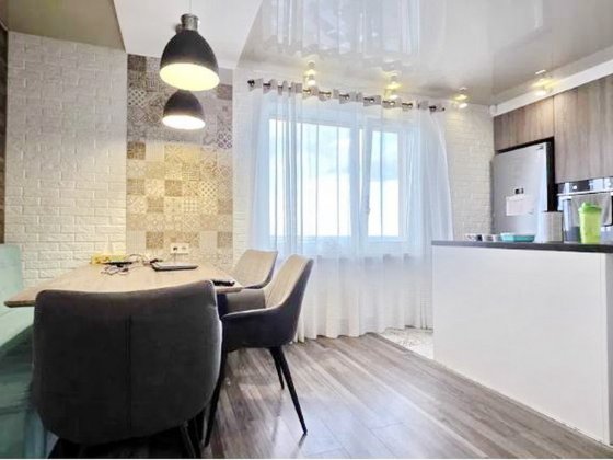 Без комісії для покупця. Продаж 2к квартири 67 кв.м , вул Калнишевського 14 Мінський масив. Київ