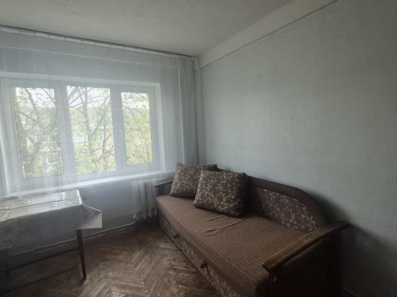 Здасться кімната у 2 кімнатній квартирі  для дівчини(жінки) Київ