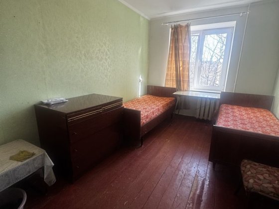 Здам кімнату у гуртожитку на Пр.Перемоги