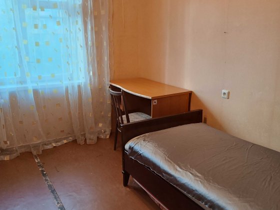 БЕЗ ХАЗЯЇНА ! Здам кімнату в  3-х к. квартирі, метро Вокзальна Киев