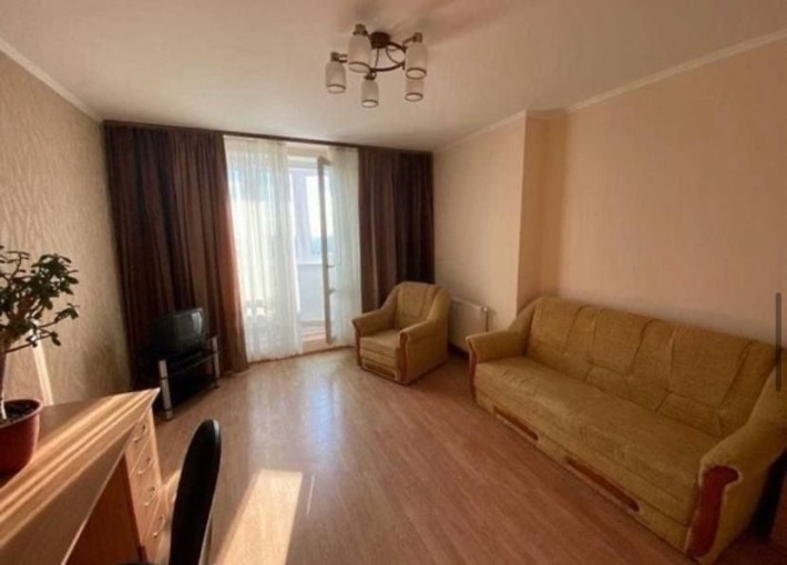 Оренда кімнати вул.Чадаєва 2 в, новий будинок метро Святошин - фото 1