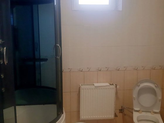 Оренда кімнати в новобудові в ціну входять ком. послуги. Можна на місяць або більше. Ровно