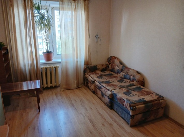 Здам  кімнату біля метро Теремки одному чоловіку - фото 1