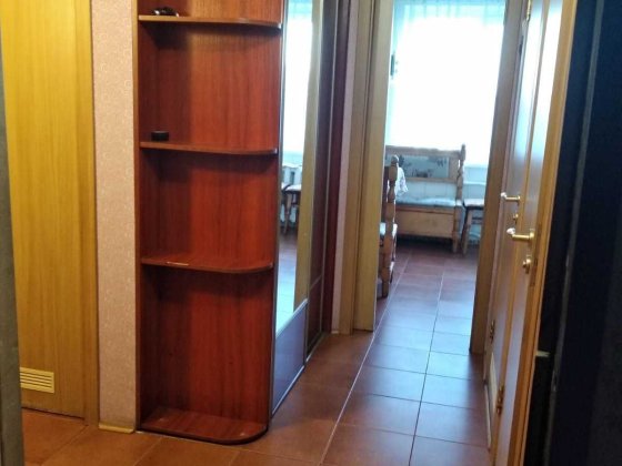 Кімната для дівчини Без Хазяїв. Вишгородська, Автозаводська, площа Шевченка, мінський масив Киев