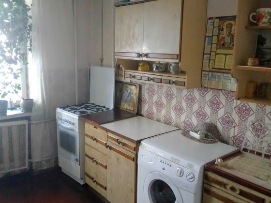 Кімната, р-н Черемош, для дівчини, студентки