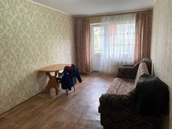 Здається кімната без хозяїв  центр Чернигов