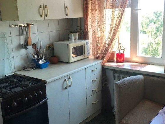 Здається кімната в 2-к квартирі, вул. Новопольова 94. Киев
