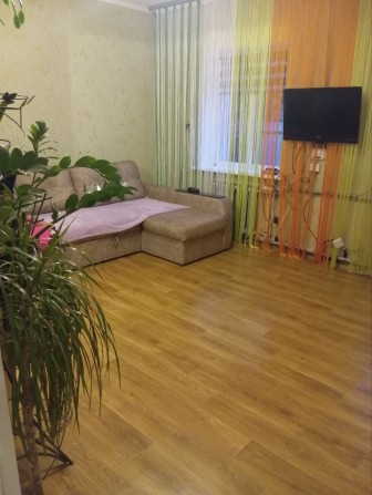 Здається кімната в приватному секторі для дівчини - фото 1