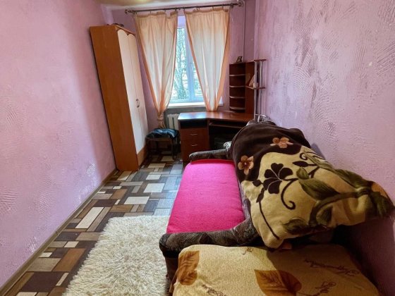 Cдам Уютную КОМНАТУ на ПОЛЯ/ Б. Хмельницкого 24а(возле "МЕД. Колледжа") Для 1-го !!