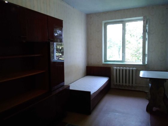 Окрема кімната Юності 19