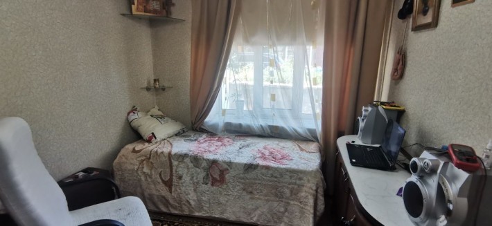 Кімната Лялі Ратушної низ - фото 1