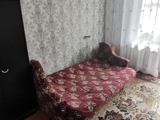 Кімната біля ринку Урожай