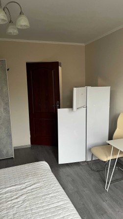 Здам кімнату в КОМУНАЛЬНІЙ квартирі на довгостроковий період - фото 1