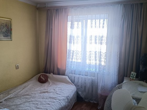 Сдам комнату пересечение улиц Макарова и Театральная Дніпро