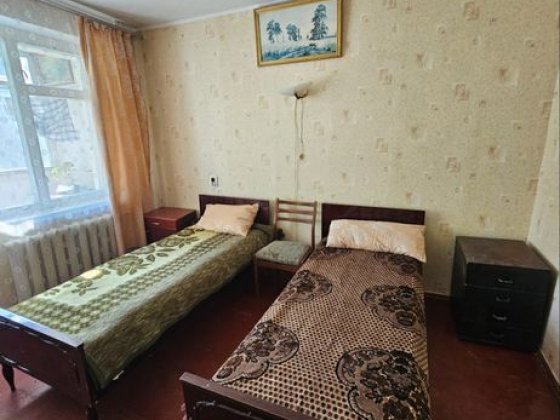 Здам на Кориатовичів , окрему кімнату , без хазяйки , 1-2дівчатам , ціна за кімнату, в 2 хкімн кварт Вінниця