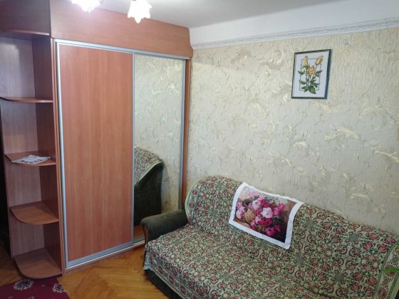 Зодчих38, 1 дівчині,Борщагівка Здається в оренду хороша кімната Киев