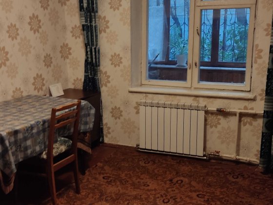Кімната в довгострокову оренду. Комунальні платежі входять у вартість. Киев