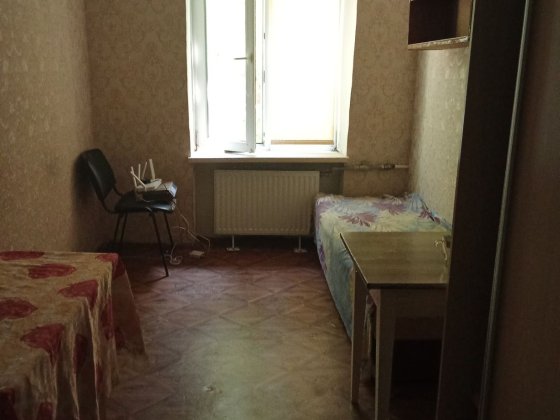 Сдам комнату в коммуне ,10 м. Район по.Толбухина.От хозяина. Одесса