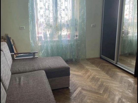 Оренда підселення ізольованоі кімнати в 2 кім квартирі вул Марка Вовчка Львов