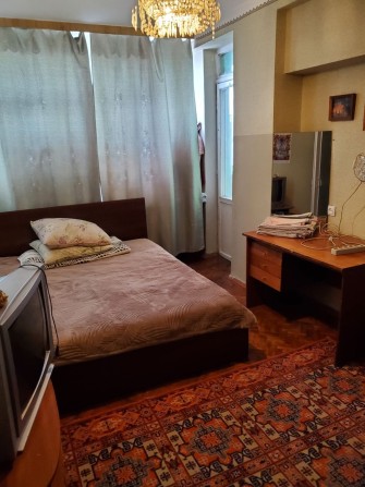 Світло не вимикають! Вул. Б. Хмельницького 39 м. Університет - фото 1