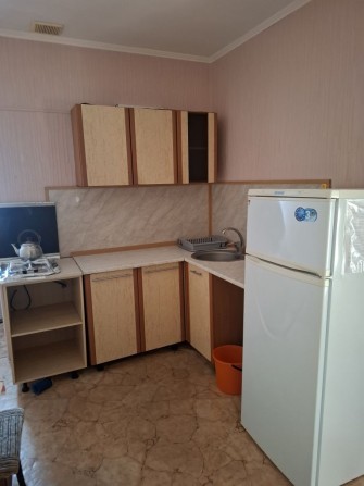 НАУ. Караваеві Дачі. Кімната під ключ. для 1 дівчини - фото 1