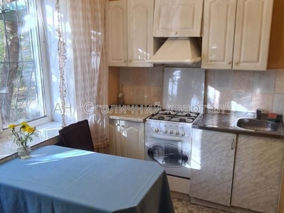 Метро Вокзальна підселення проспект Перемоги 7Б Киев