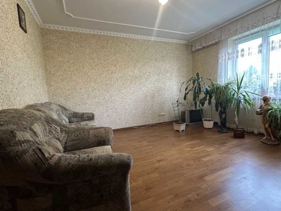 Підселення для дівчини, Сихів Львов