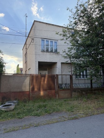 Здається будинок - фото 1