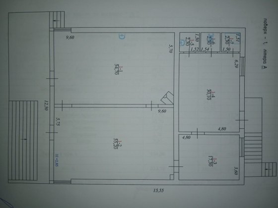 Для робітників та великих сімей двоповерховий об'єкт 326 кВ м + земель