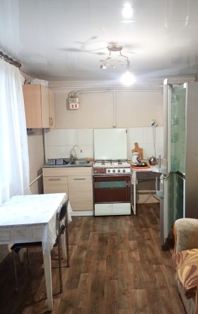 Здаю будинок з великий гараж. газ, вода, туалет в домі - фото 1