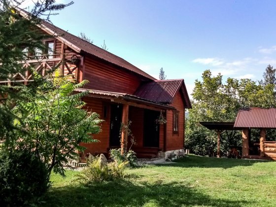 З'явилися вільні місця  .Котедж в Карпатах, здається будинок Микуличин