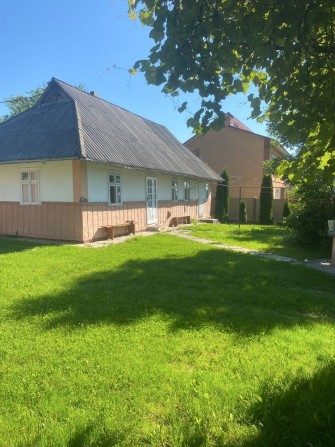 Здам будинок в центрі села - фото 1