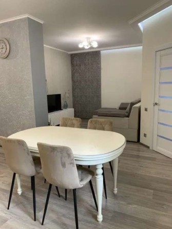 Продаж 1-к квартири вул. Михайла Максимовича 3д - фото 1