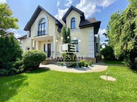 Аренда дома 270 м² в коттеджном городке КГ Zoloche — Золоче