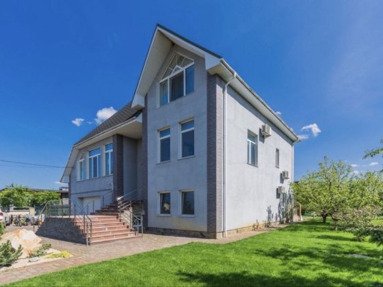 D.Оренда будинку 360 м² з басейном у КМ «Золоче», с. Вишеньки, Бориспільський р-н ,Вербова 7 Вишенки