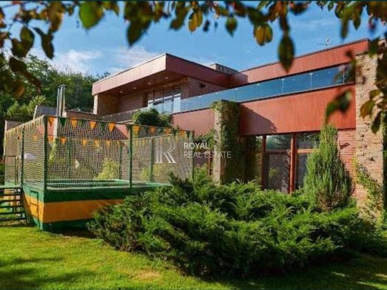 Оренда Будинок Обухівський район Старі Безрадичі 1200 м² 7 кімнат 3 га Озеро Ліс SPA Басейн Камін Пр Старые Безрадичи