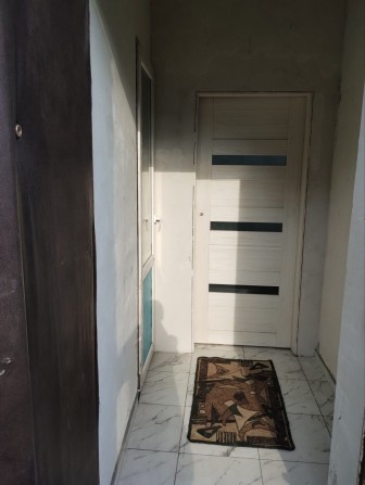 Здає власник в будинку квартира  с.Тарасівка - фото 1