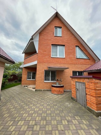 Здається будинок 230 м. кв. с. Требухів, Броварський рн рн - фото 1