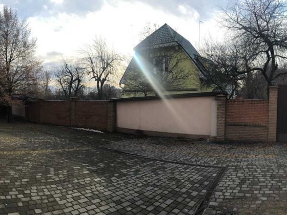 Оренда двох будинків під офіс у Царському селі, провулок Борецького Київ
