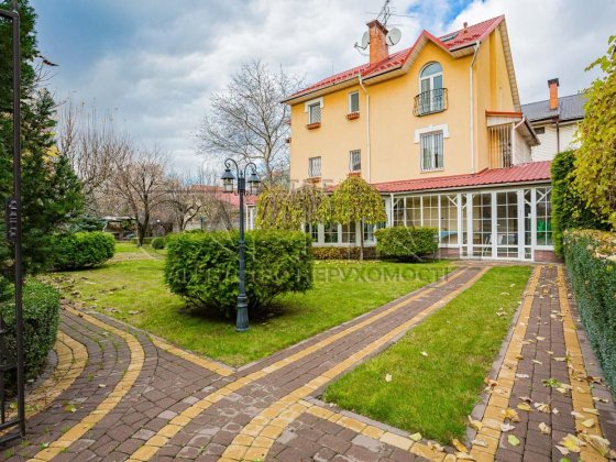 Оренда Будинок вул. Алімпія Галика 88 Дарницький 220м2 Киев