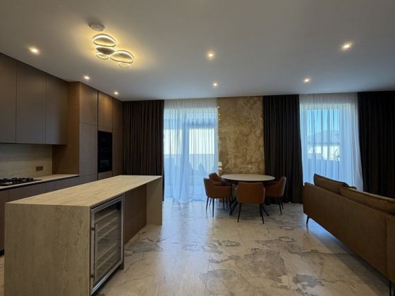 Автономний Townhouse Чернівці