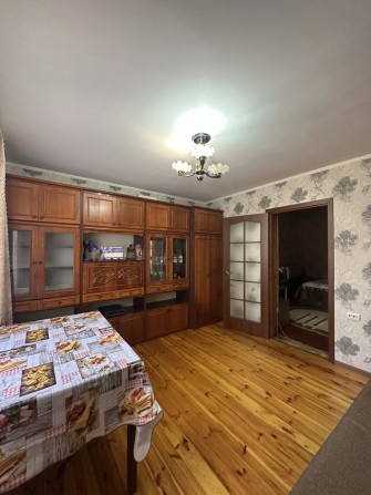 Здам в оренду двокімнатну частину будинку район 5 кутів - фото 1